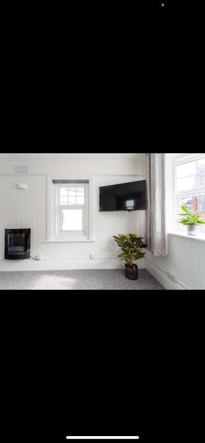Driftwood Luxury Apartment Lyme Regis Esterno foto